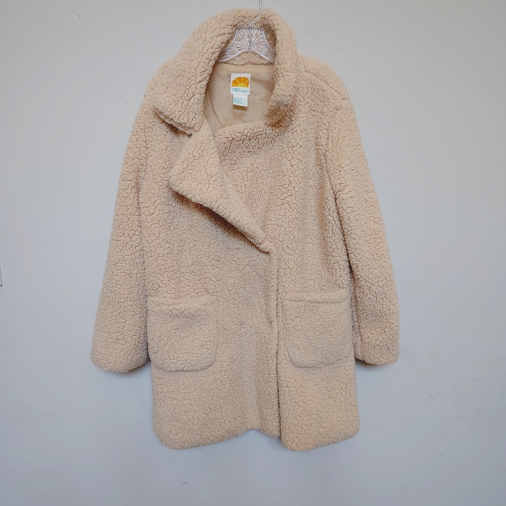 C&C California Woman Cozy Cream Faux Fur  Teddy Coat Size Large.